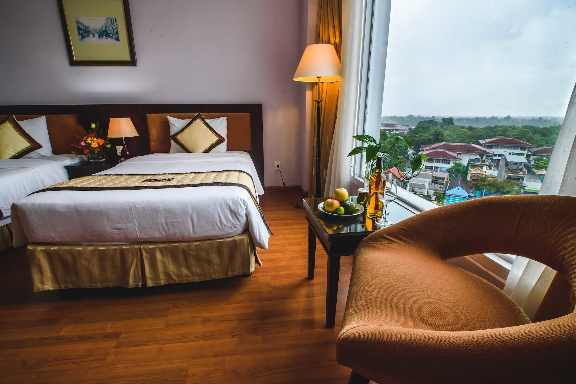Mondial Hotel Хуе Екстериор снимка