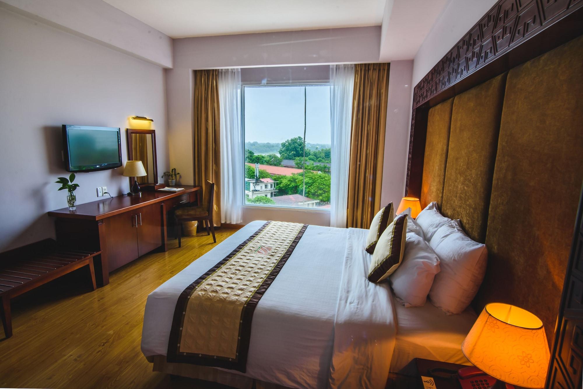Mondial Hotel Хуе Екстериор снимка