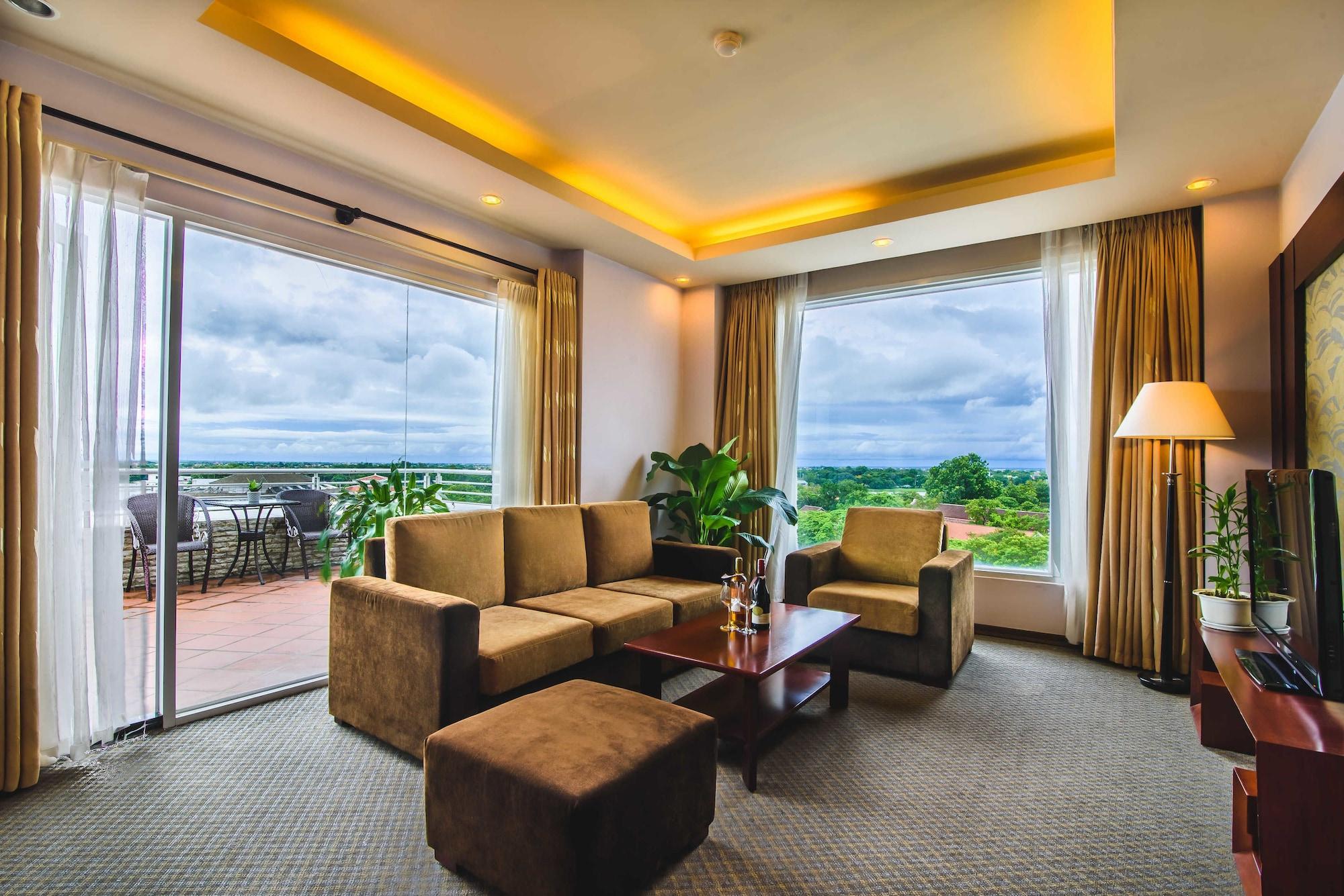 Mondial Hotel Хуе Екстериор снимка