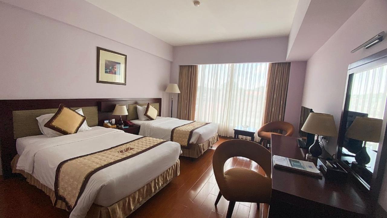 Mondial Hotel Хуе Екстериор снимка
