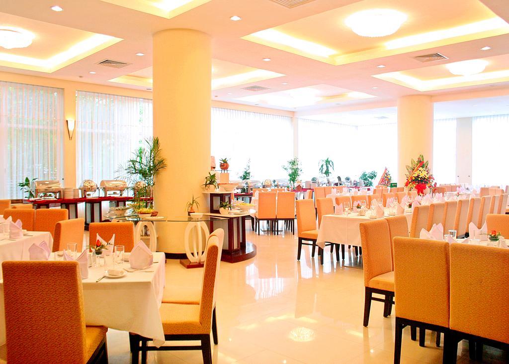 Mondial Hotel Хуе Екстериор снимка