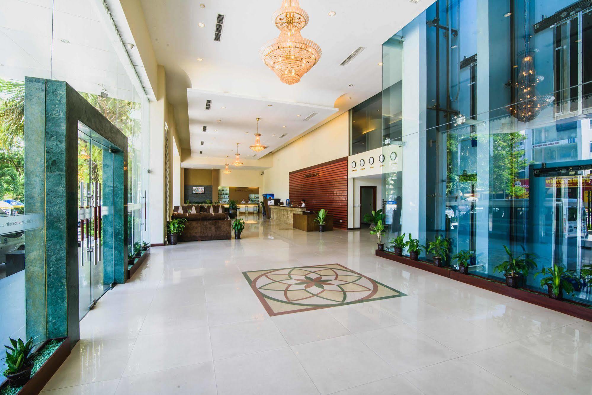 Mondial Hotel Хуе Екстериор снимка